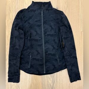 Lululemon Jacket - black cammo  - size 12